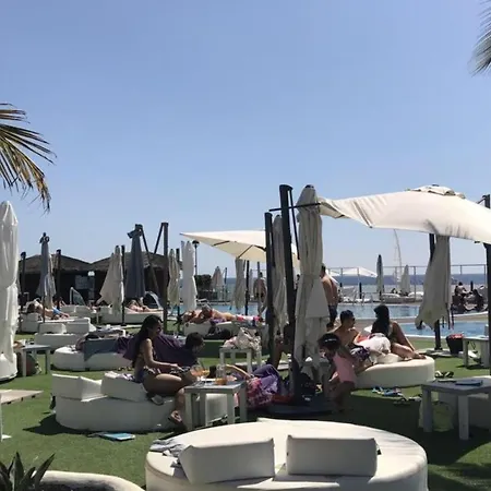 Ocean View Апартаменты *